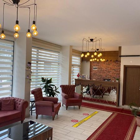 Grand Pera Suıte Pelitli  Bagian luar foto
