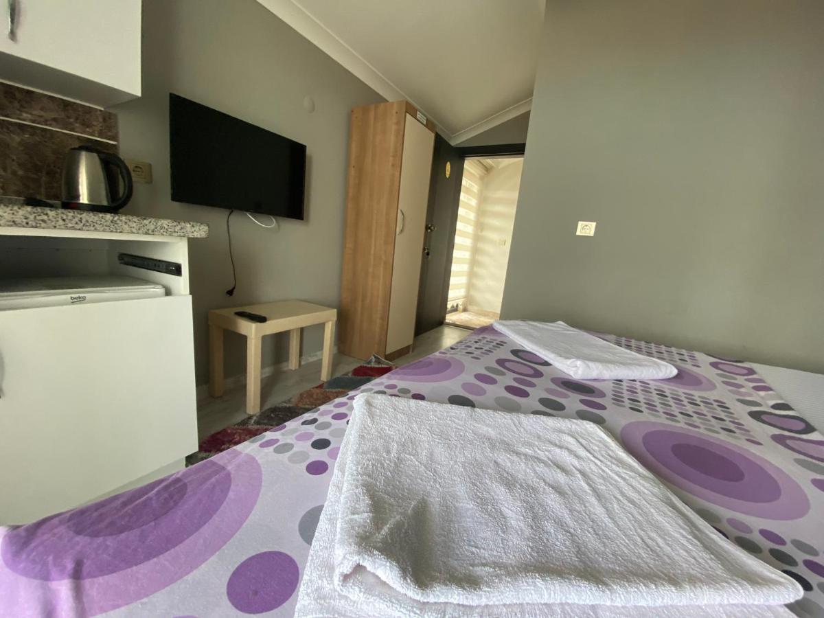 Grand Pera Suıte Pelitli  Bagian luar foto